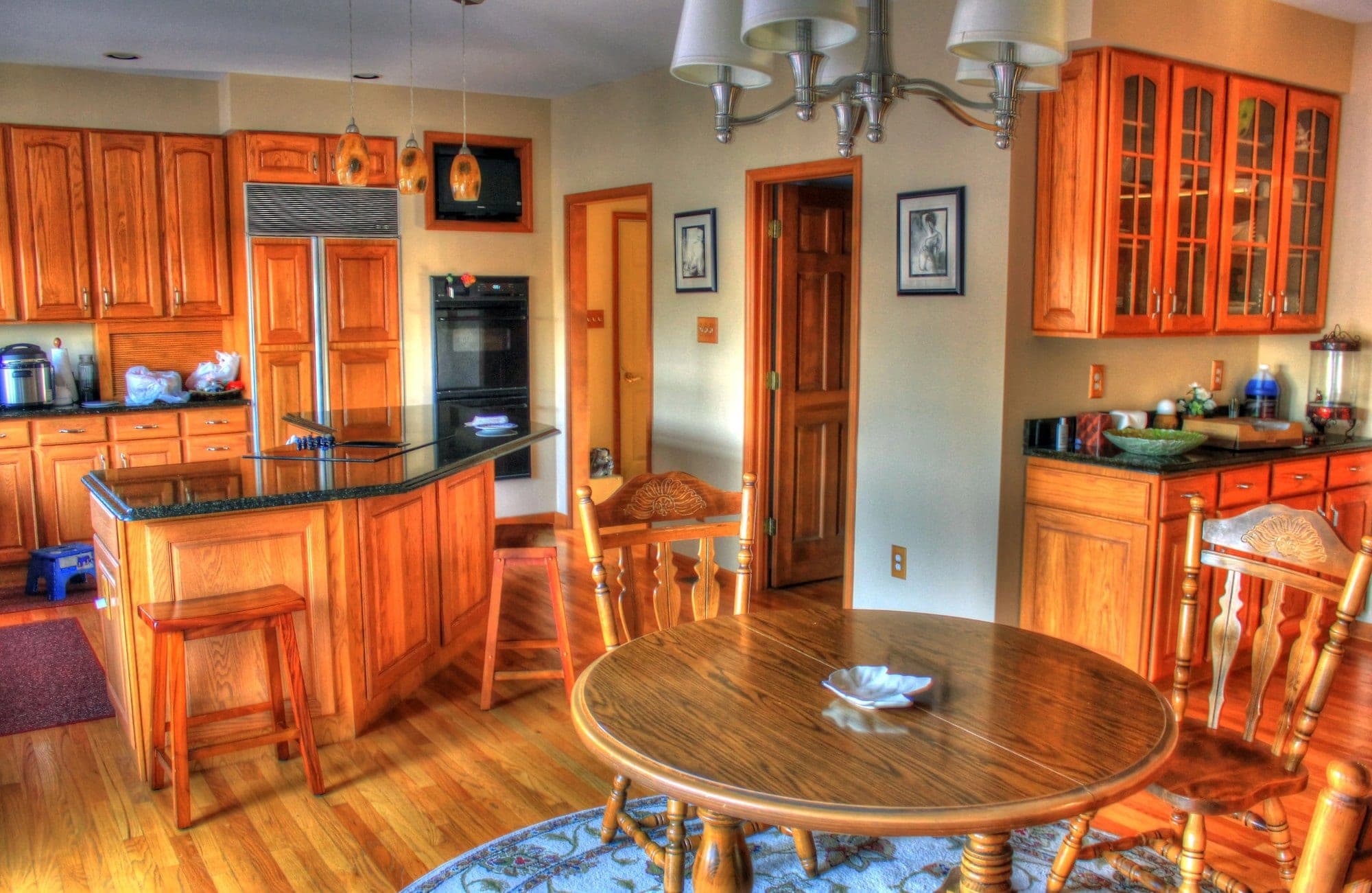 Wood polish by HomeSay