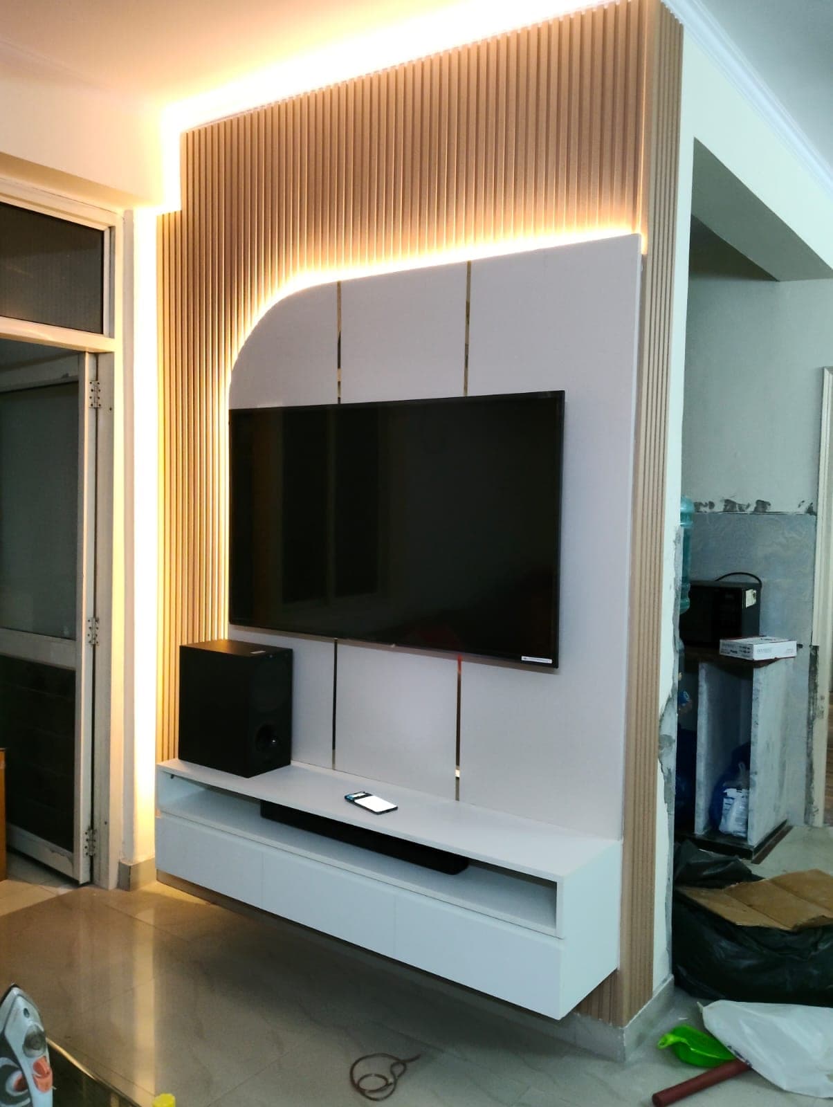 TV units by HomeSay