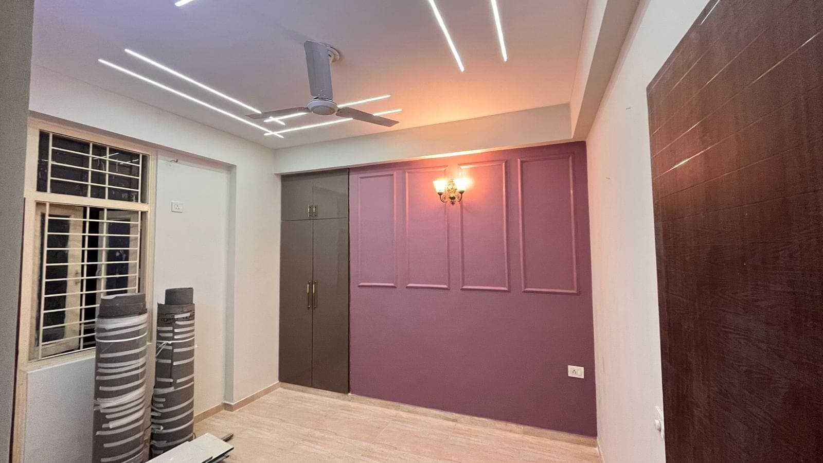 Wall moulding by HomeSay